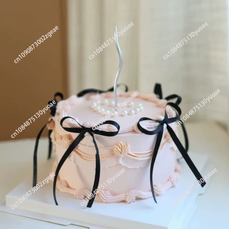 Simulation Cake Model Ornament - Photography Desk recension och pris