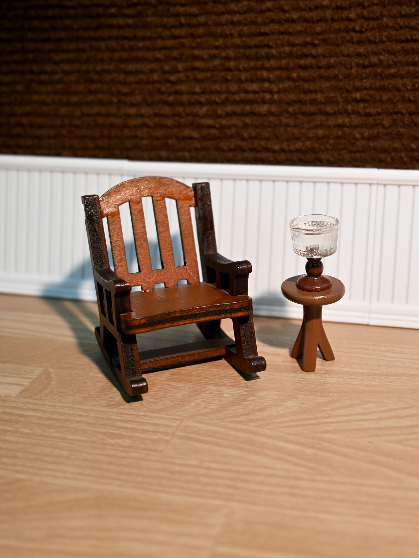 Miniature Rocking Chair, Minia - Photography Desk recension och pris