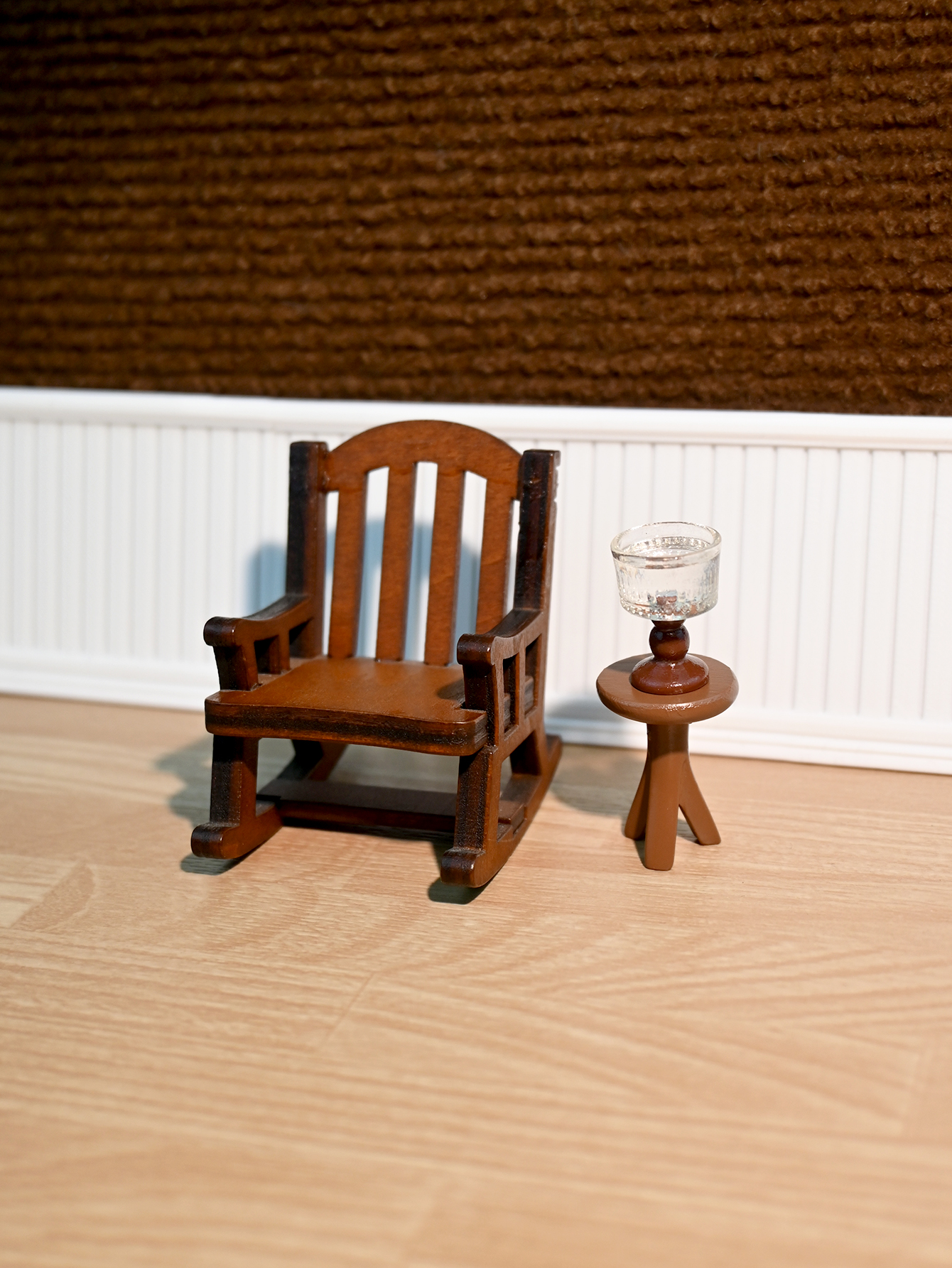 Miniature Rocking Chair, Minia - Photography Desk recension och pris
