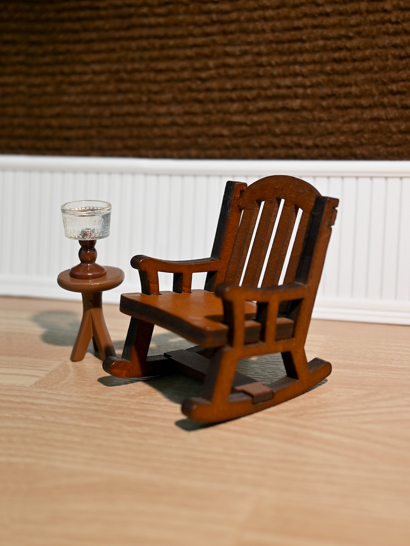 Miniature Rocking Chair, Minia - Photography Desk recension och pris